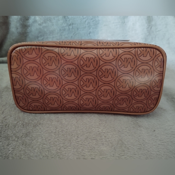 NWT Michael Kors Jodie Sm Tote Tan Recycled Materials - Picture 5 of 9